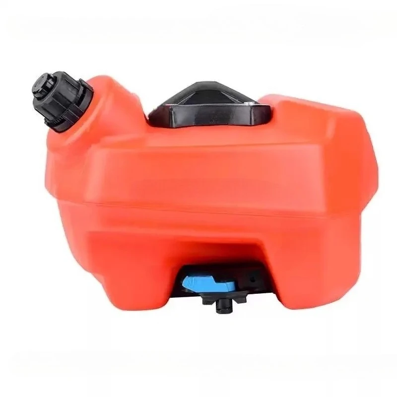 Motorboats are suitable for installing a backup fuel tank with a large capacity of 29 liters and a LINQ interface