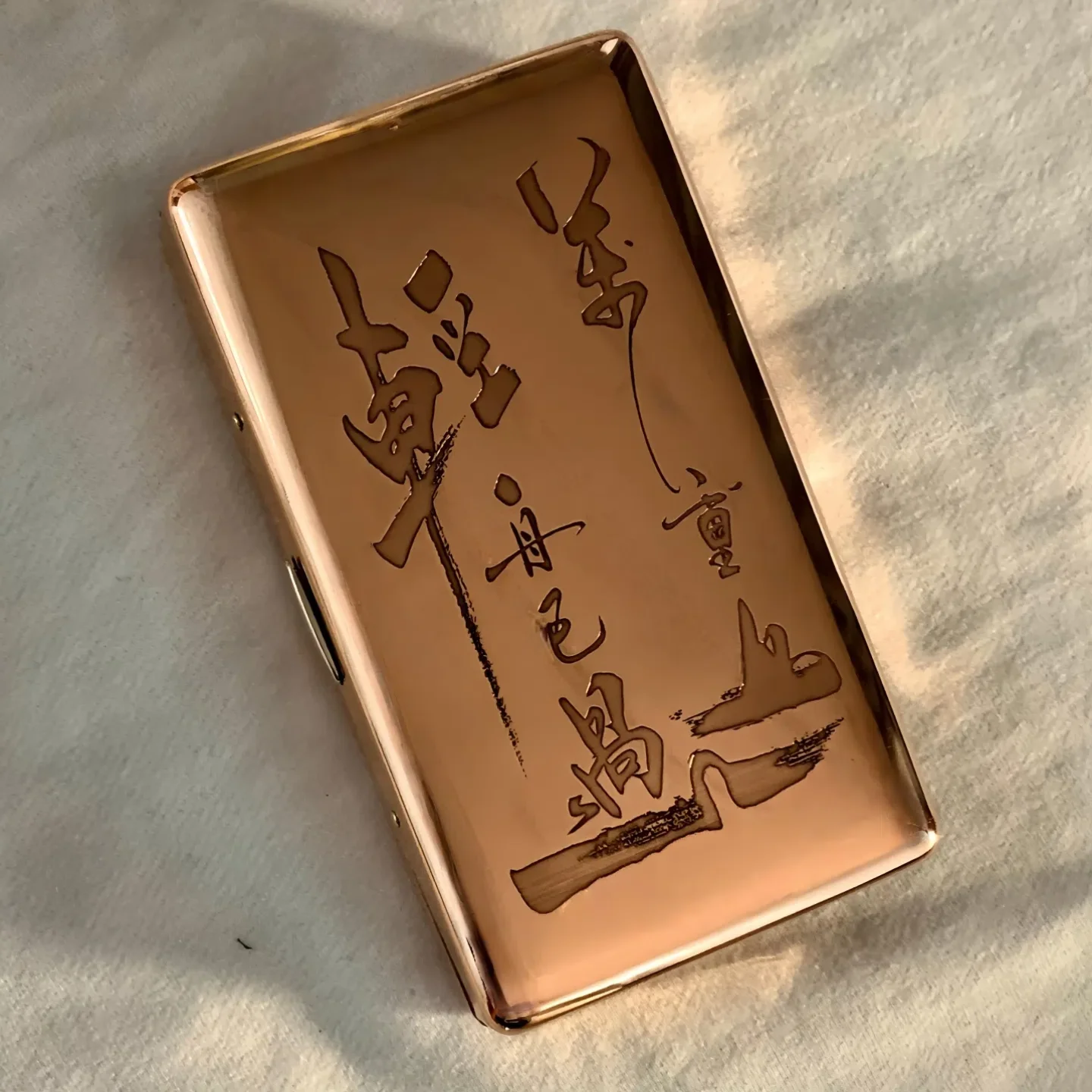 الأرجواني النحاس علبة السجائر مزدوجة الوجهين النقش التنين تاي تشي الجمل محظوظ الغزلان ورقة فتاة رقيقة جدا المحمولة الرجال هدية