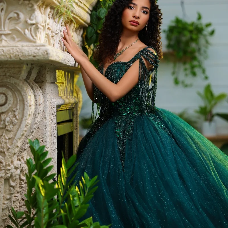 

Dark Green Quinceanera Dresses Off the Shoulder Glitter Lace Layering Decal Long tail Bow Vestido e 15 Quinceanera Customize