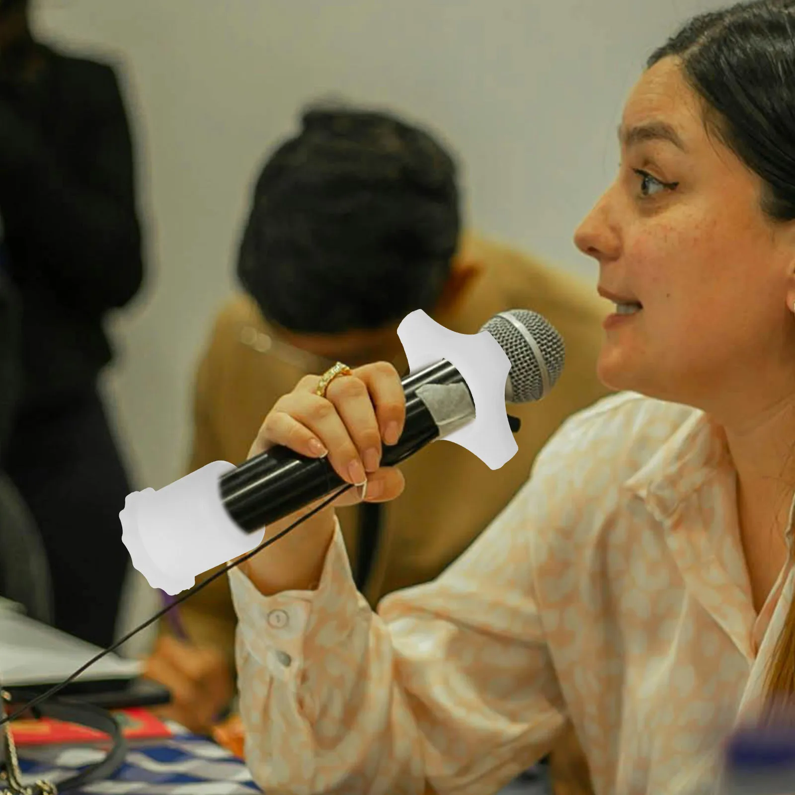 

2 set Night Glow Anti-Slip Mic Rings Compact Microphone Accessories For Karaoke Bars Stages Ktv Durable Bottom Rod Sleeves