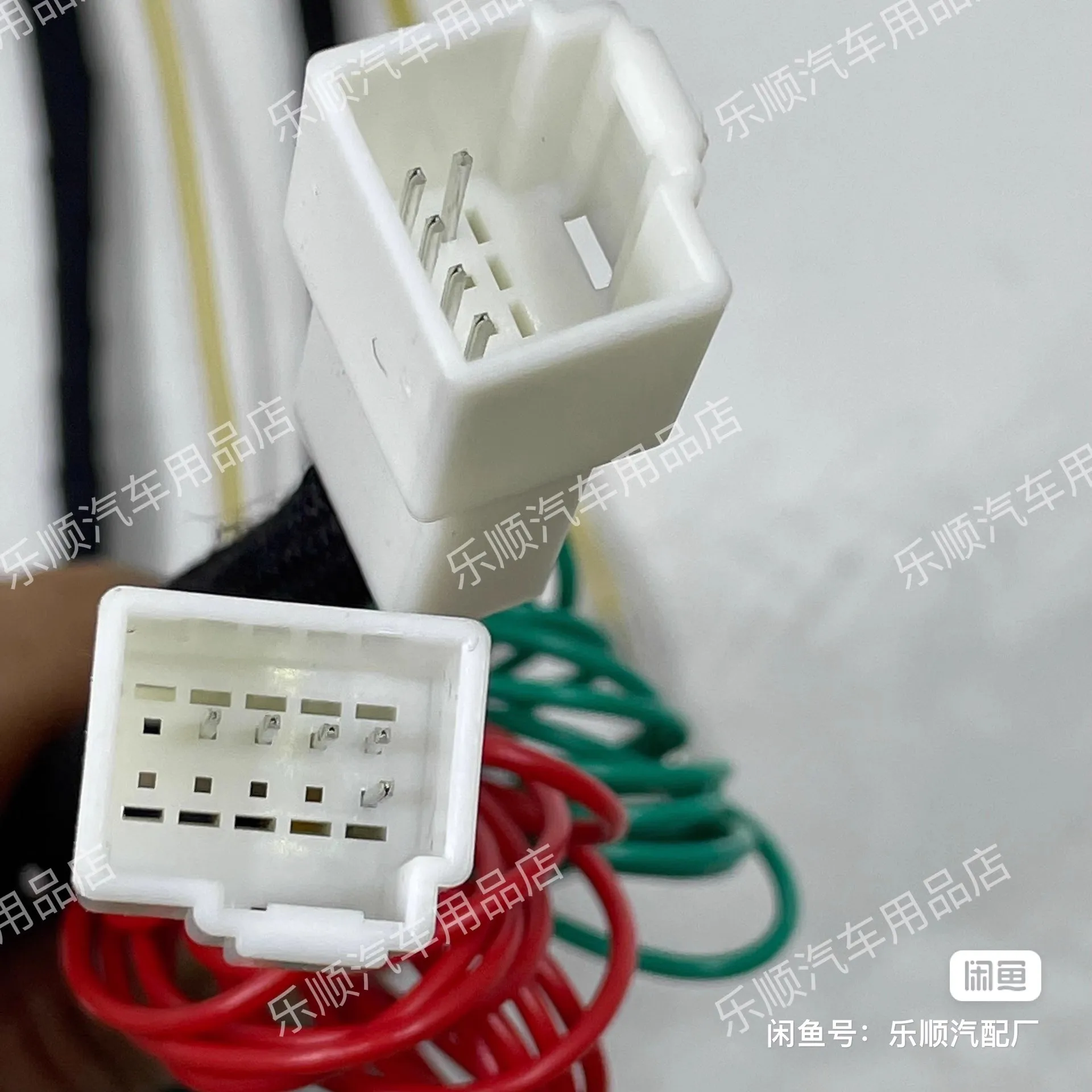 

M ercedes Benz tail light harness, tail light adapter wire, can be installed and plugged in without damage or breakage