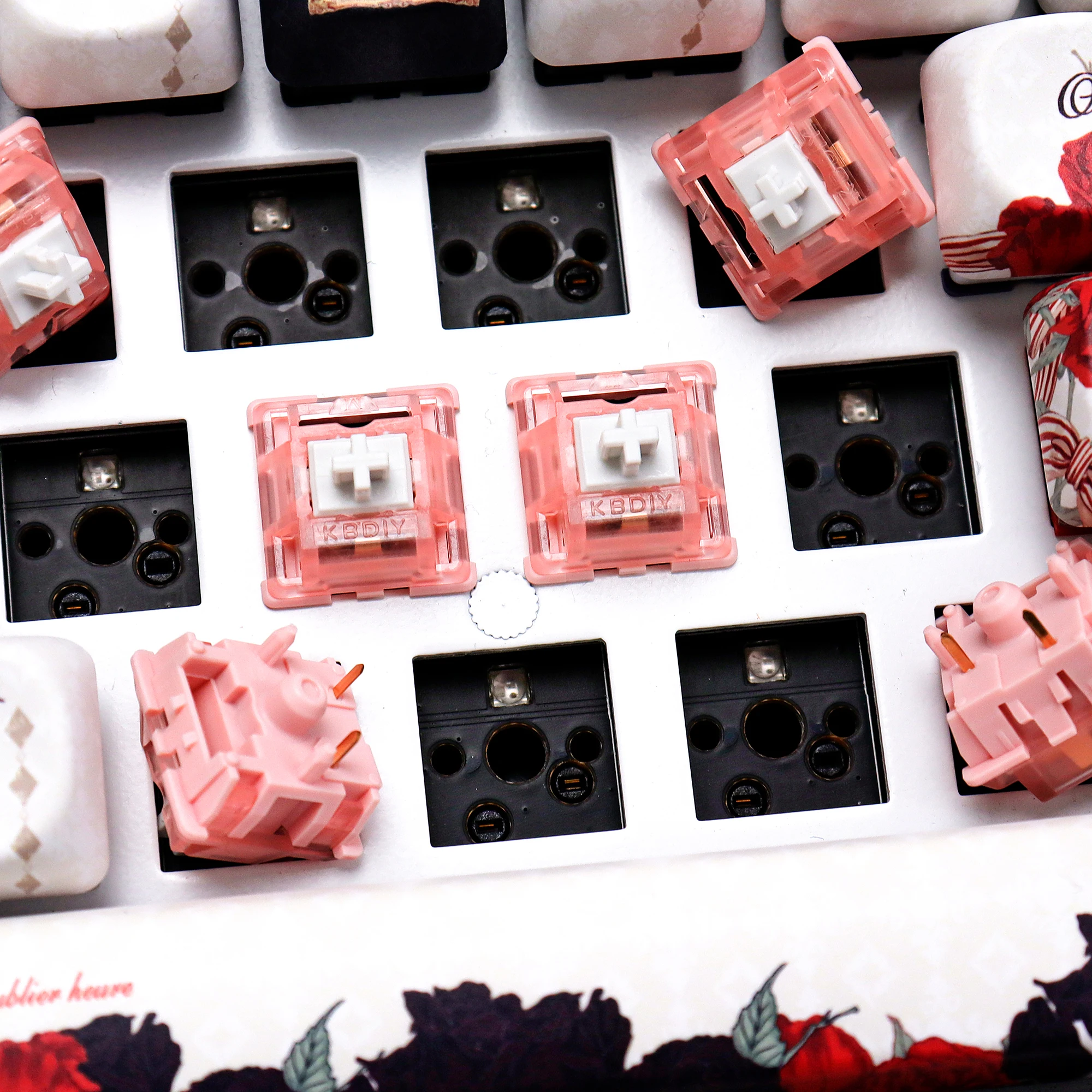 

KBDiy Sakura Linear Switch ​Custom 5-Pins ​37gf MX Stem ​35PCS 60 Gaming Mechanical Keyboard Switches ​Factory Pre Lubed