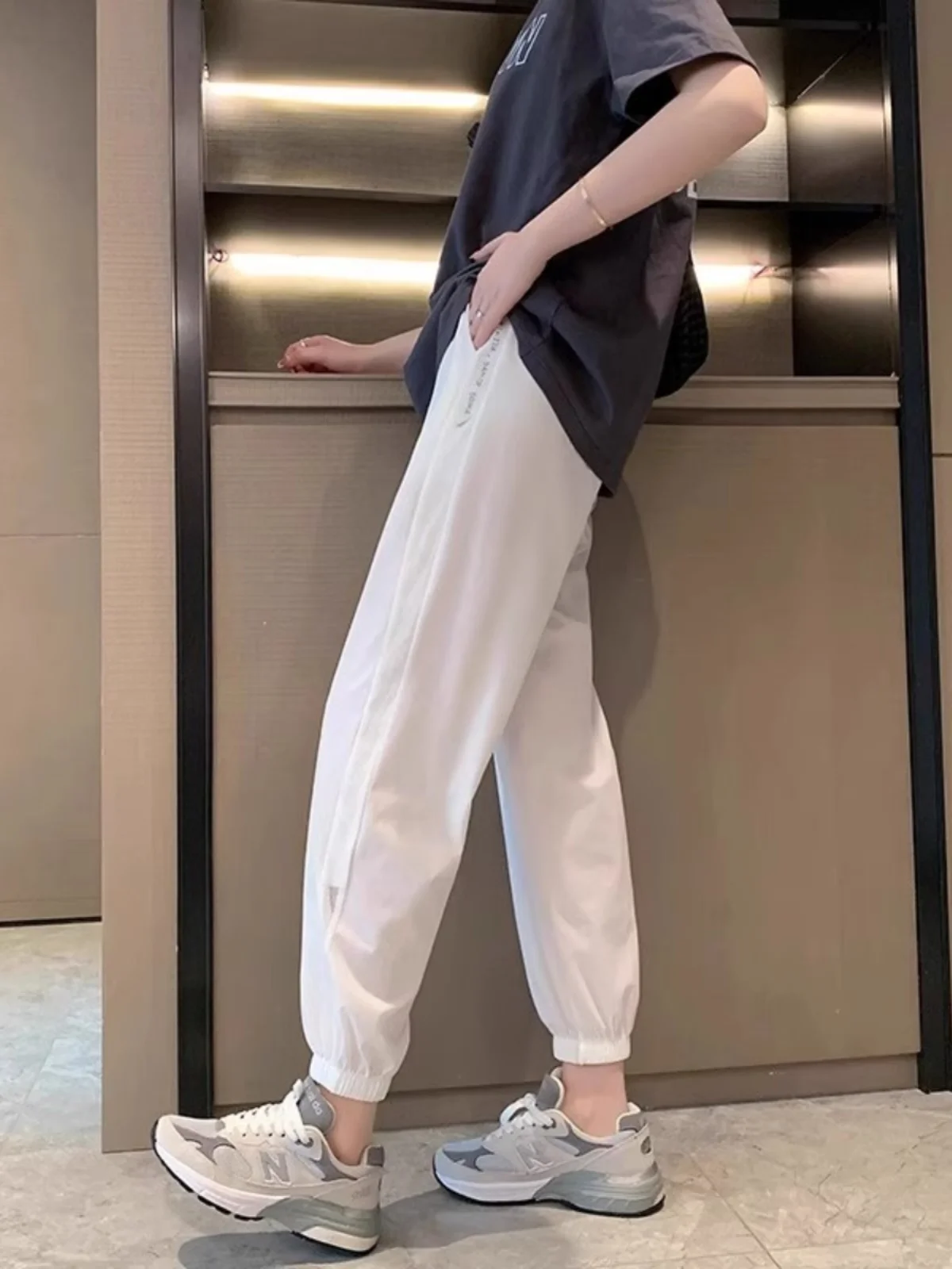 Qui Dry Thin Sport Pants Mulheres Verão Solto Casual Me Anti-Mosquito Amarrado Pé Calças de Seda Gelo Cintura Alta Nove Pontos Haraj...