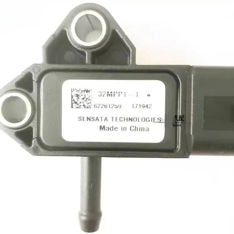 1pcs Vacuum pressure sensor for Chinese Chang ans CS75 CS35 car motor parts
