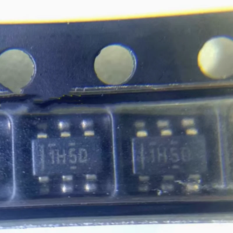 

10 шт./REF3433IDBVR 1H5D SOT23-6 Новые оригинальные подлинные товары