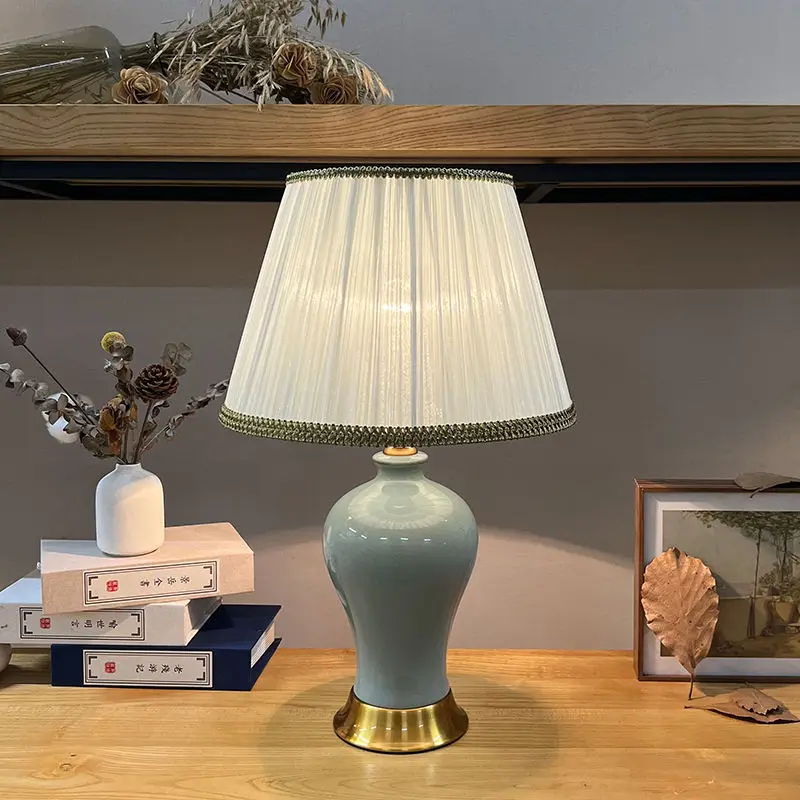 

Table lamp bedside lamp simple modern new Chinese European American ceramic decoration light luxury retro living room bedroom ta