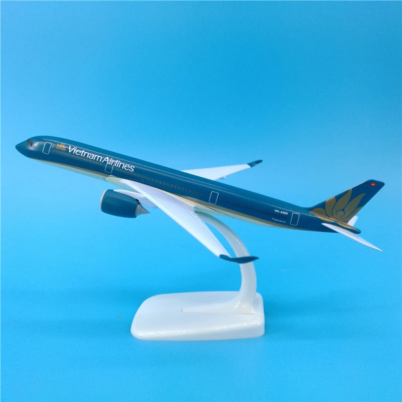 20cm Vietnam Airlines A350 Alloy Aircraft Model Ornament Collection Souvenir Display Toys Gift