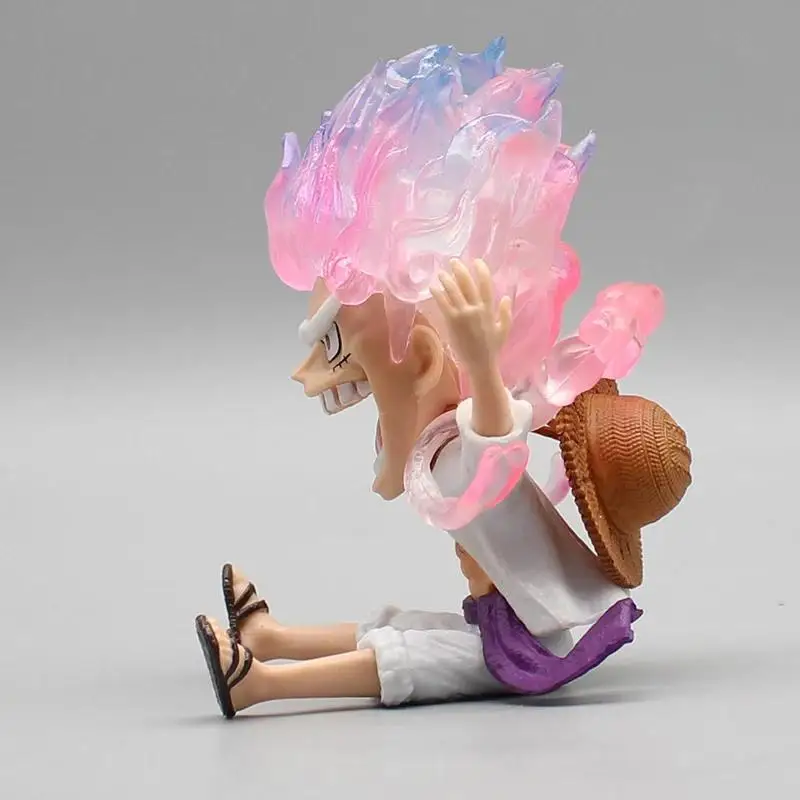 Bandai Banpresto-versión Q de una pieza, Luffy, levanta tu mano y risa, postura sentada, adornos periféricos, figura de Anime