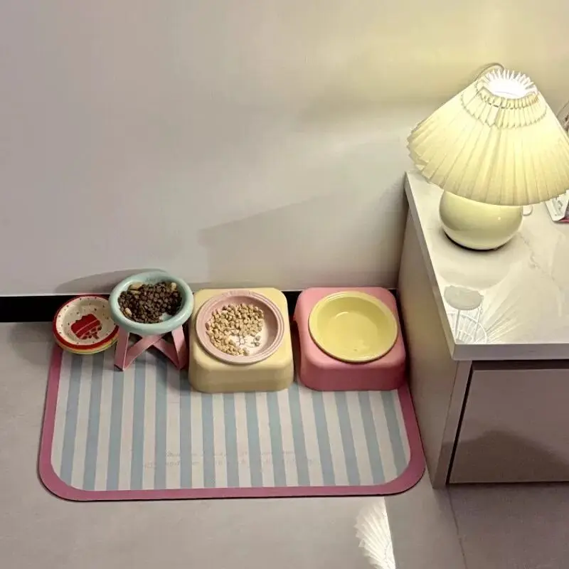 

Waterproof Absorbent Non-Slip Pet Feeding Mat for s And Dogs Silicone Dinosaur Pattern Pet Mat High Aesthetic Value