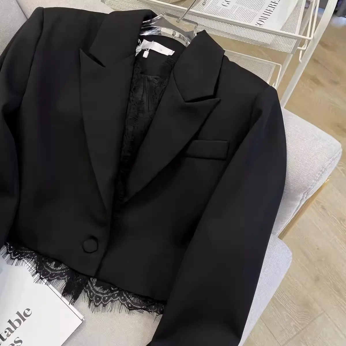 Elegant Black Lace Splice Shoulder Pad Suit Jacket Women's Spring Autumn Slim Fit Versatile Top Button Pocket Warmth