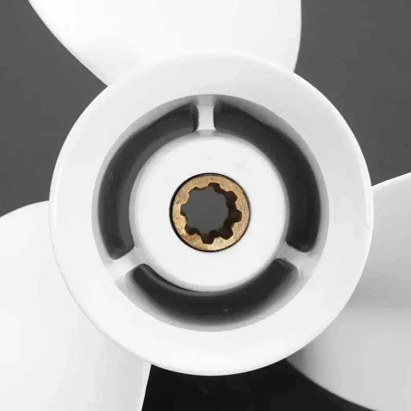 For Yamaha 9.9-15-20HP 9 1/4 x 8 Boat Outboard Propeller Marine Propeller Aluminum Alloy Right-hand Rotation 3 Blades White