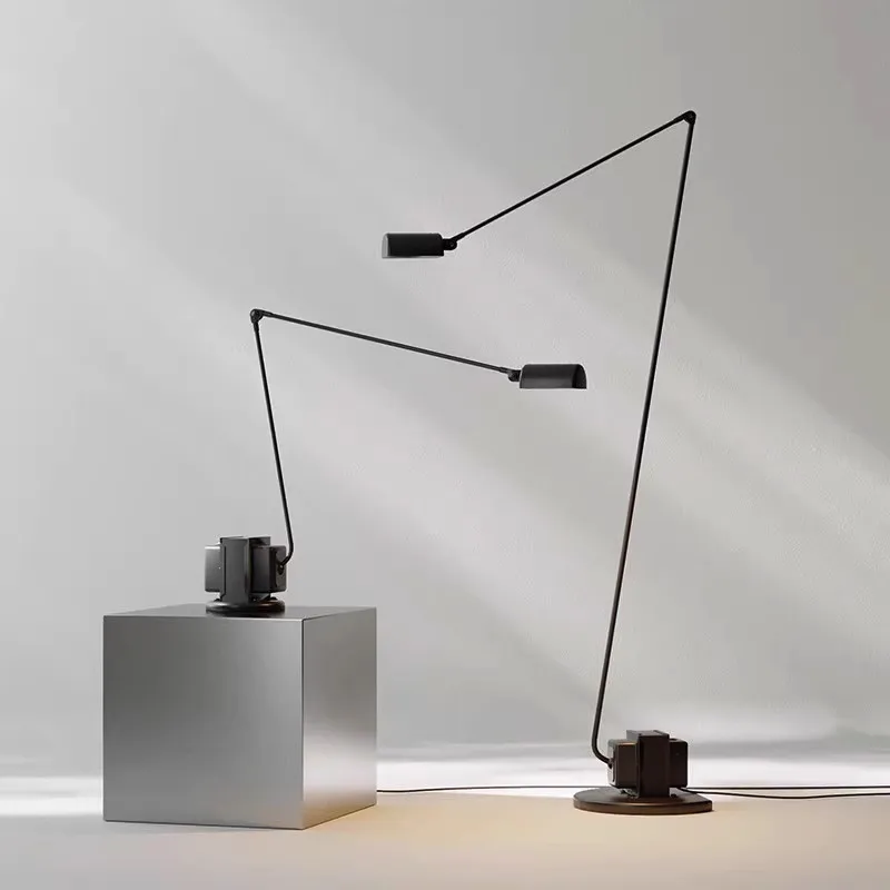 

Italian dimming motor floor lamp, classic retro living room sofa study desk lamp