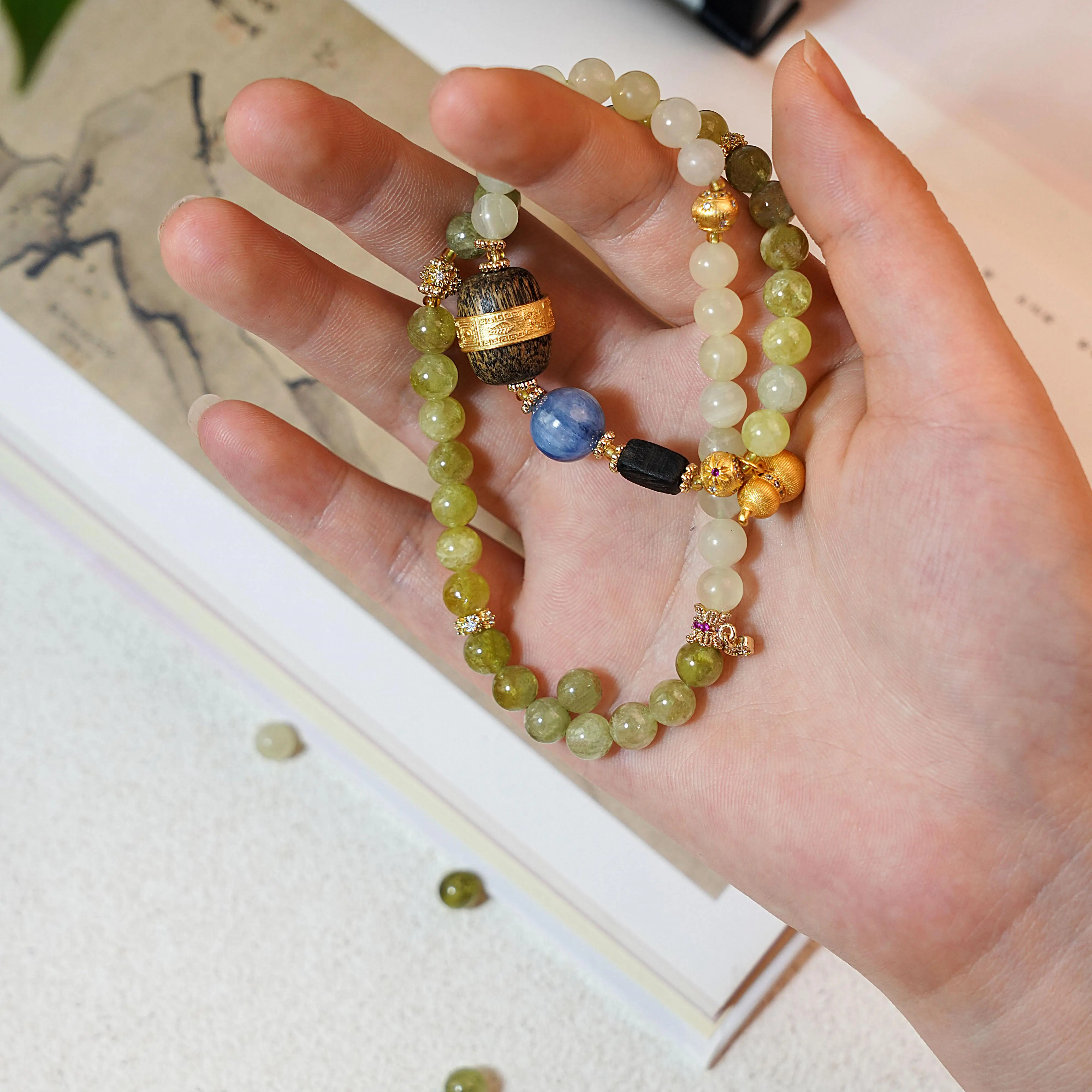 Sanxingdui - Jiqi (Extreme Qi) - Pulsera de granate tsavorita