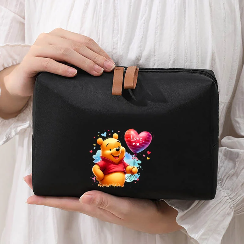 Saco cosmético feminino do Winnie The Pooh Cartoon, sacos para armazenamento de grande capacidade, caixa conveniente para viagem, lavagem, 2022