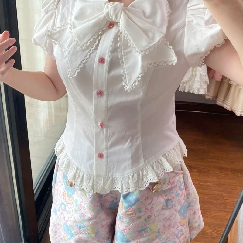 تصميم الأزياء Kawaii الأبيض تي شيرت اليابانية جميلة الحلو الدانتيل قصيرة الأكمام تيز المرأة الصيف جميل سليم رقيقة القوس وتتسابق جديد
