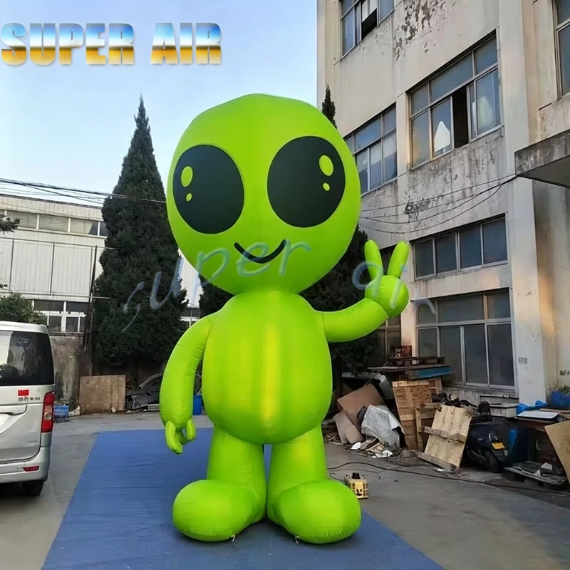 Giant Inflatable Green Alien Cartoon Character for Mall, Space Theme Party, Space Exhibition & Commercial Event Decoration