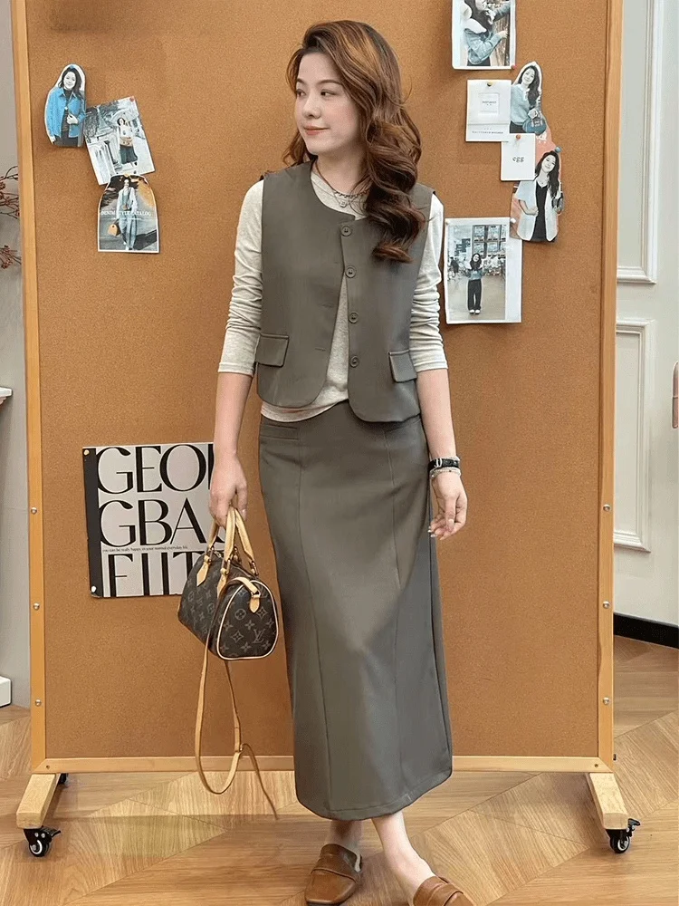 plus Size Women's Unique round Neck Sleeveless Vest with Straight Cut  Skirt Fashionable Three-Piece Set for Autumn