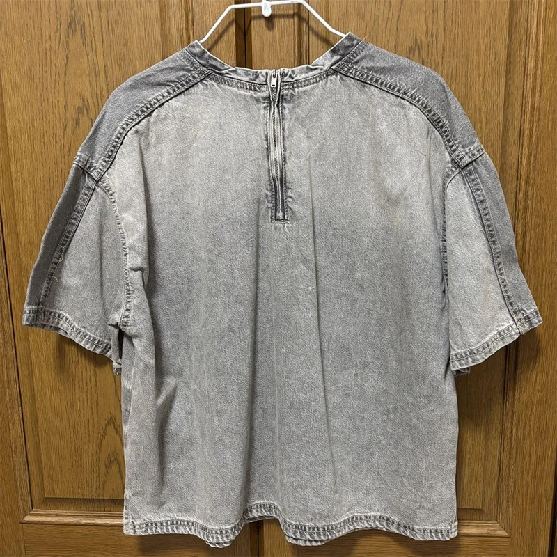 

2025 European and American original style street retro fashion trend embroidery unisex printed zipper V-neck T-shirt