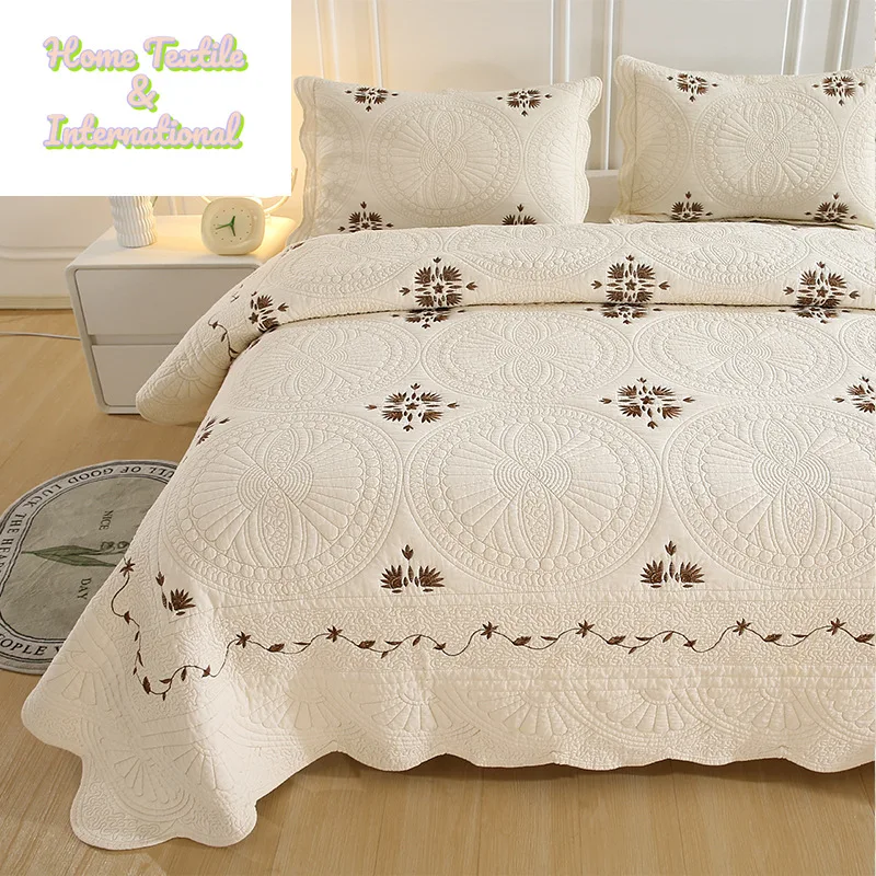 Nordic Modern Beige Embroidered Quilted Bedspread Set King Queen Size 3-Pieces Summer Lightweight Quilt & Comforter Home Decor