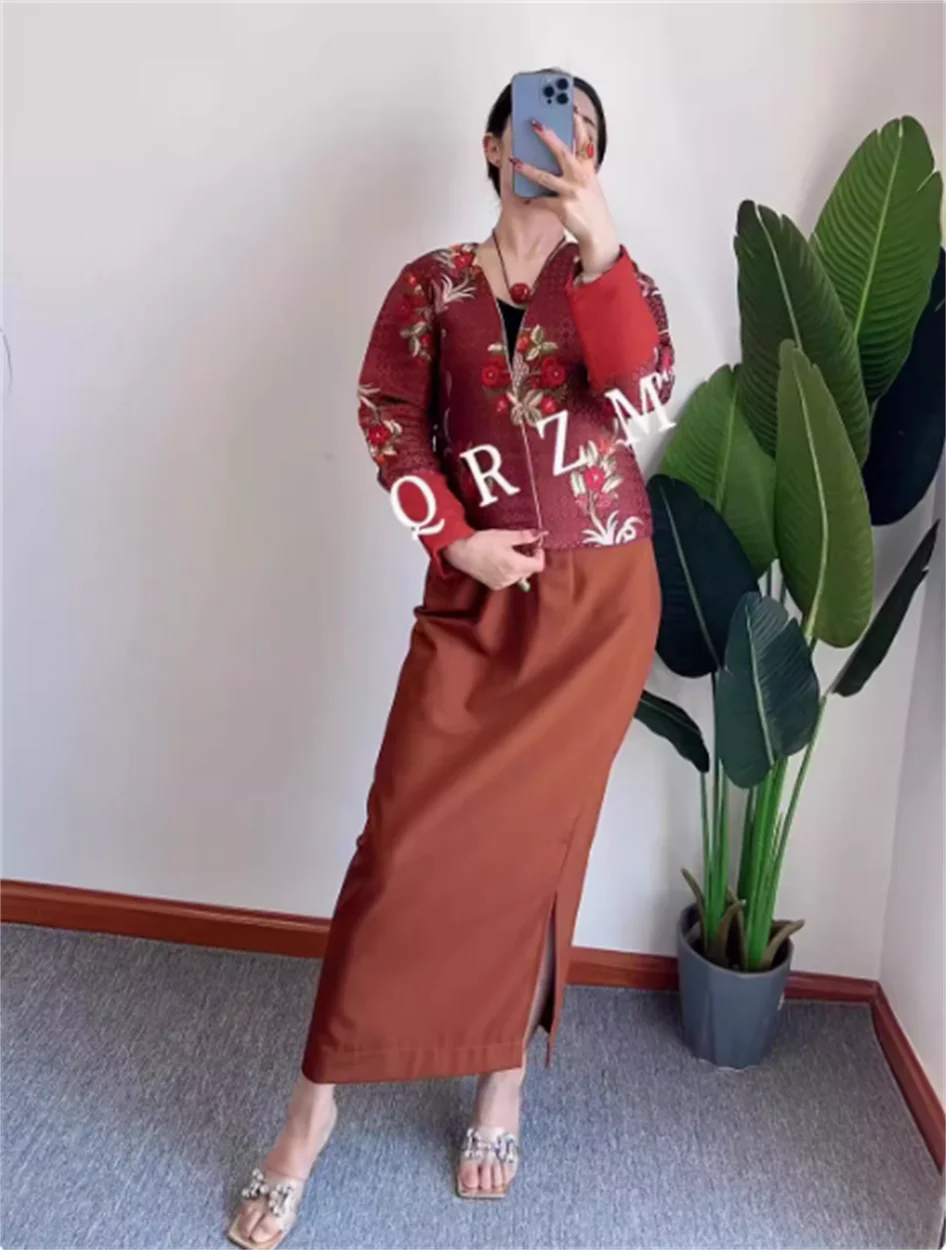 

Spring and summer new Tibetan women's ethnic style Lhasa clothing set