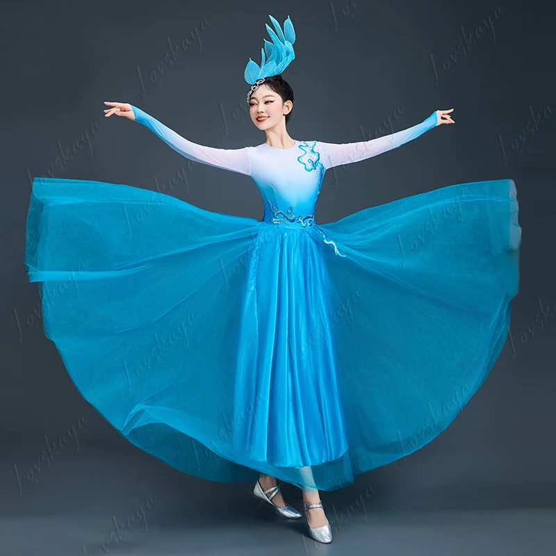 Roupa de performance de dança feminina novo modelo grande abertura mostrando cantando e dançar juntos