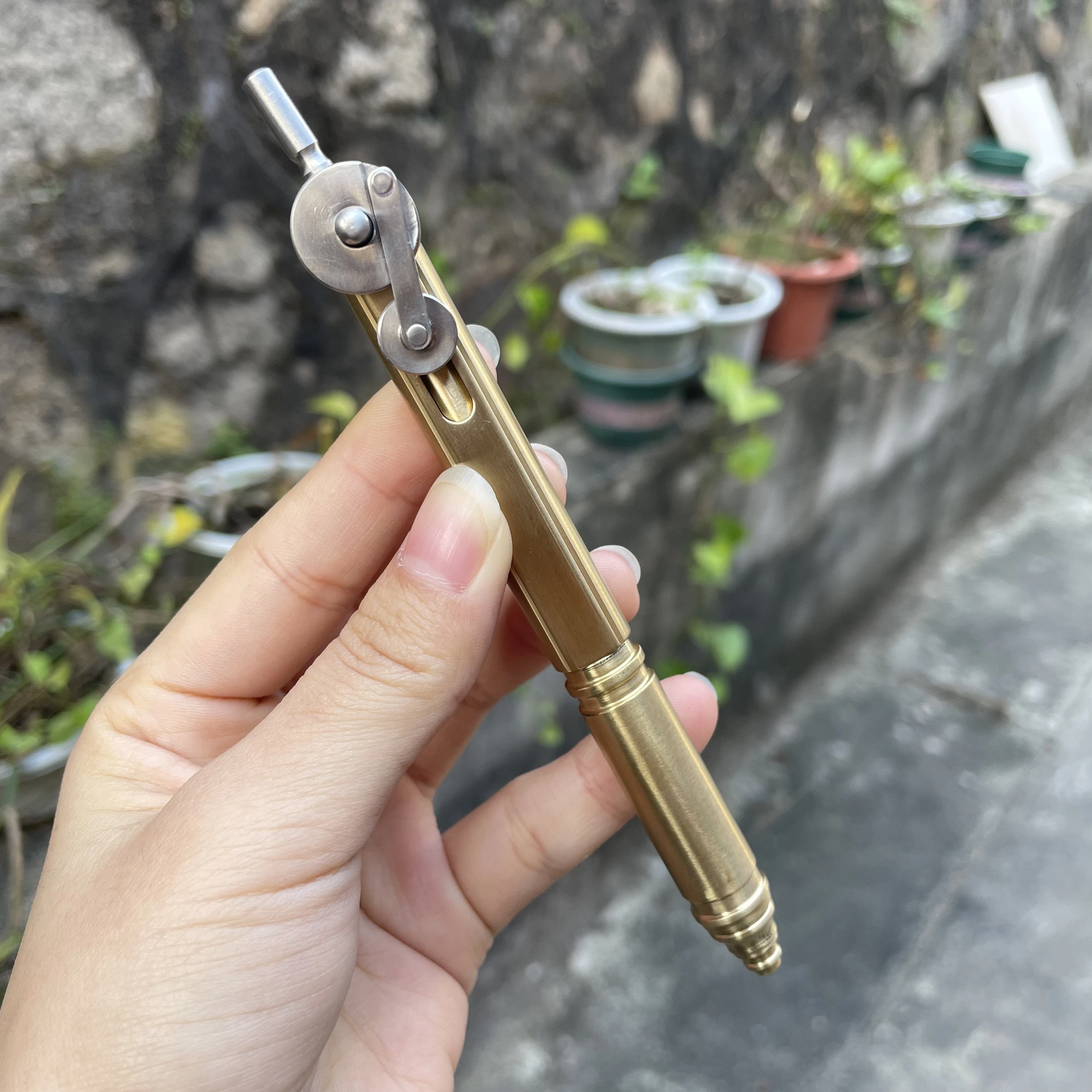 

EDC Brass Mechanical Sliding Pen Ballpoint Pen Bolt Action Outdoors Writing Tool Business School Office Stationery Supplies