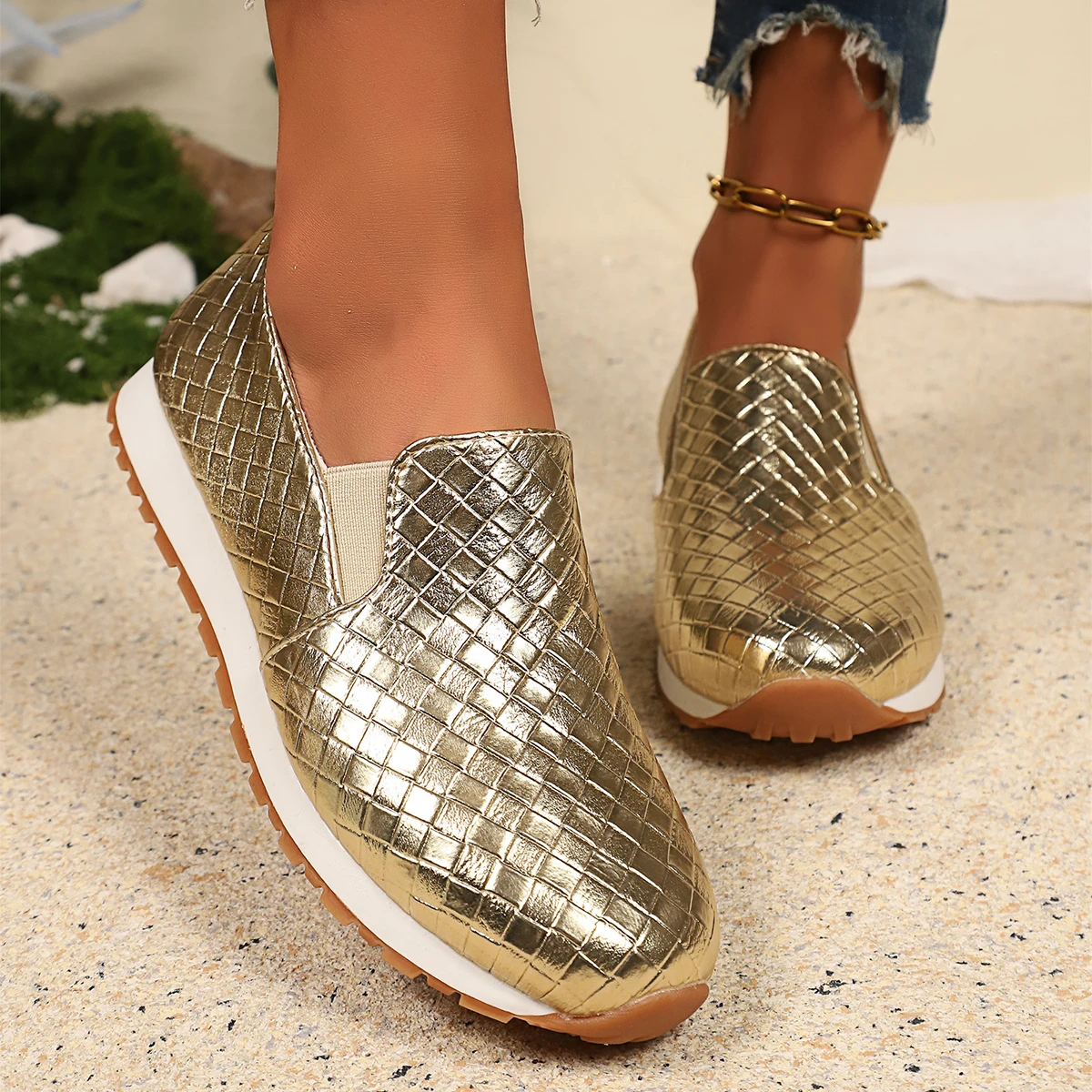 

Women Designer Fashion Weave Sneakers Gold Black Sequin Causal Flat Shoes Sneakers Women Walking Platform Shoes Zapatos De Mujer
