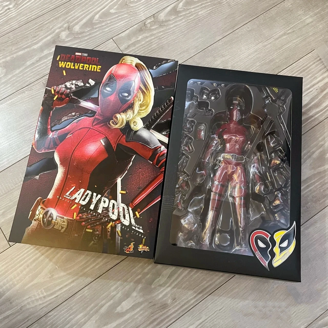 In Stock Original Hot Toys Mms747 1/6 Marvel Ht Deadpool& Wolverine Deadpool Movable Collectible Model Kids Toy Birthday Gifts