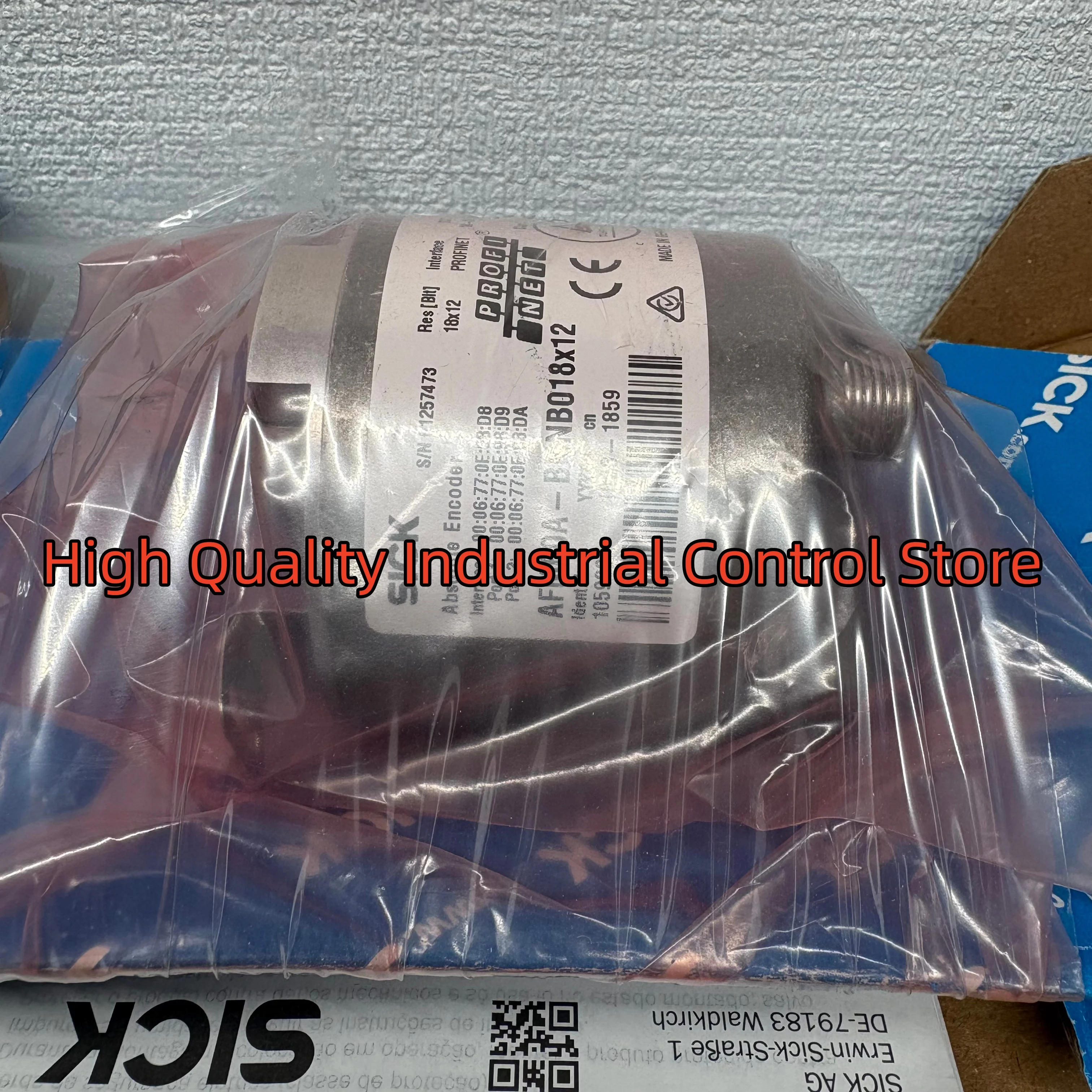 

AFM60A-BHNB018X12 1059031 Энкодер Новый оригинал