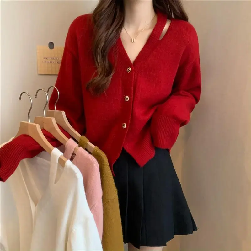 Strickjacke Damen pullover gelb V-Ausschnitt Winter knopf rot Strick oberteile für Frau neue Strickwaren Mode y2k Korea Trikot Bluse