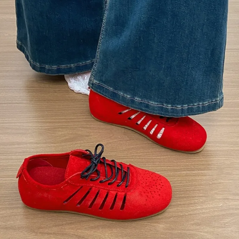 New Retro Women's Shoes Fashion Hollowed Out Casual Shoes for Woman Exquisite Leather Sneakers Designer Shoes Zapatos De Mujer