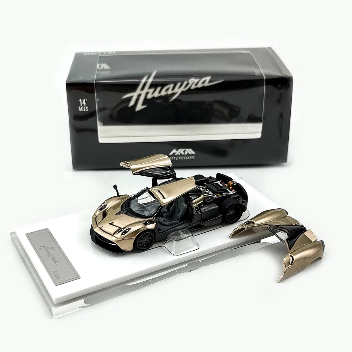 Stock pronti HKM Premium 1:64 Huayra Coupe 2014 Diecast Tricolor Collection Modello in scala regalo