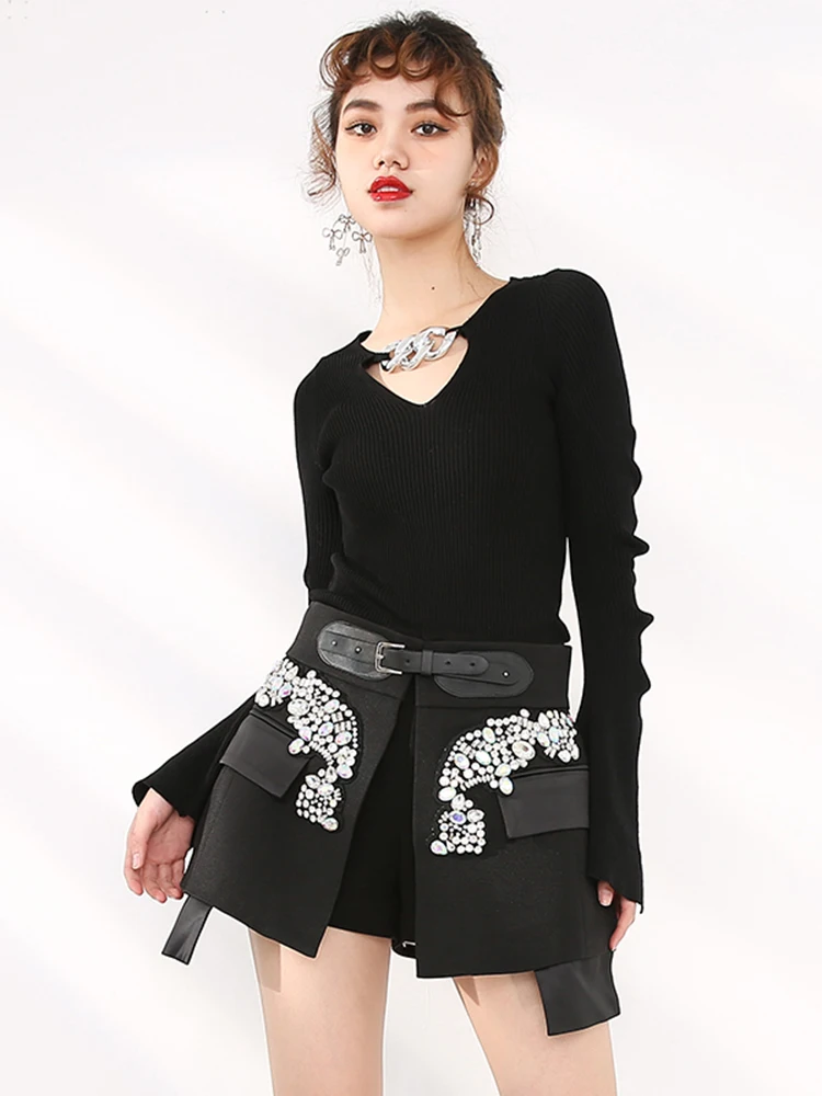 [EAM] High Waist Rhinestones Irregular Temperament Mini Half-body Skirt Women Fashion Tide New Spring Autumn 2024 JY75801