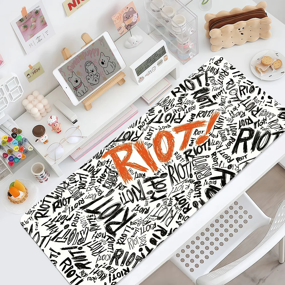 Mouse Rock Pad MousePad Non-slip Lockedge Office Student P-Paramore Gaming Thickened Large Writing Pad Band Cushion