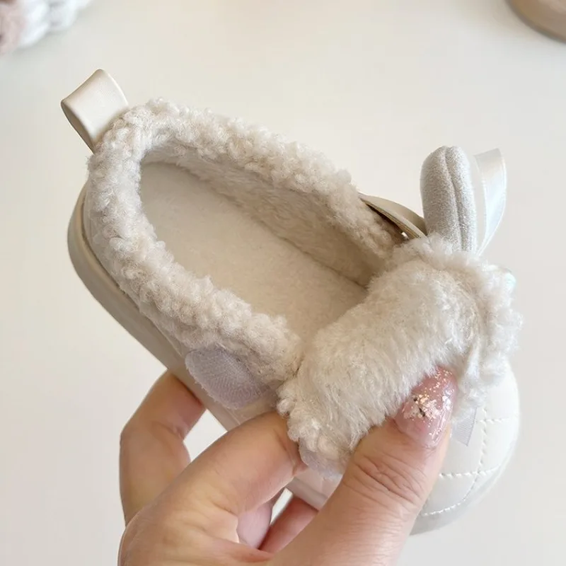 Kinder-Plüsch-Lederschuhe Winter Neue Warme Baumwollschuhe mit Dicker Sohle und Schleife für Mädchen Kleinkinder-Freizeitschuhe Kinder-Loafer – Detail 5