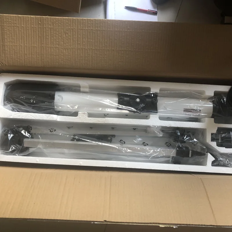Handle! Sg70900 Refracted Astronomical Telescope One Arm