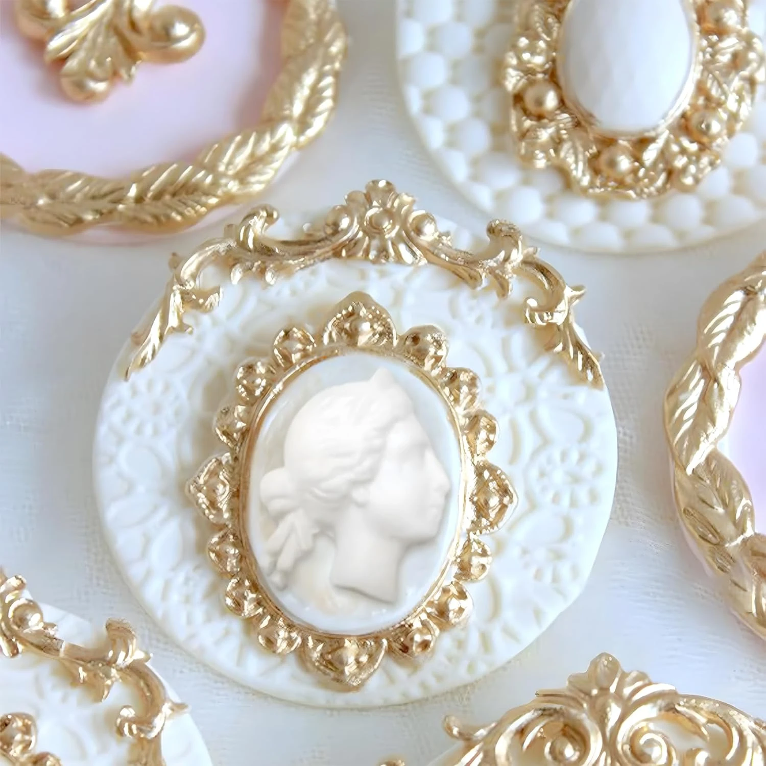 

Mriosie Baroque Relief Silicone Mold Fondant Cake Chocolate Embossed Art Mould Polyclay Air Dry Clay Plaster Epoxy Resin Molds