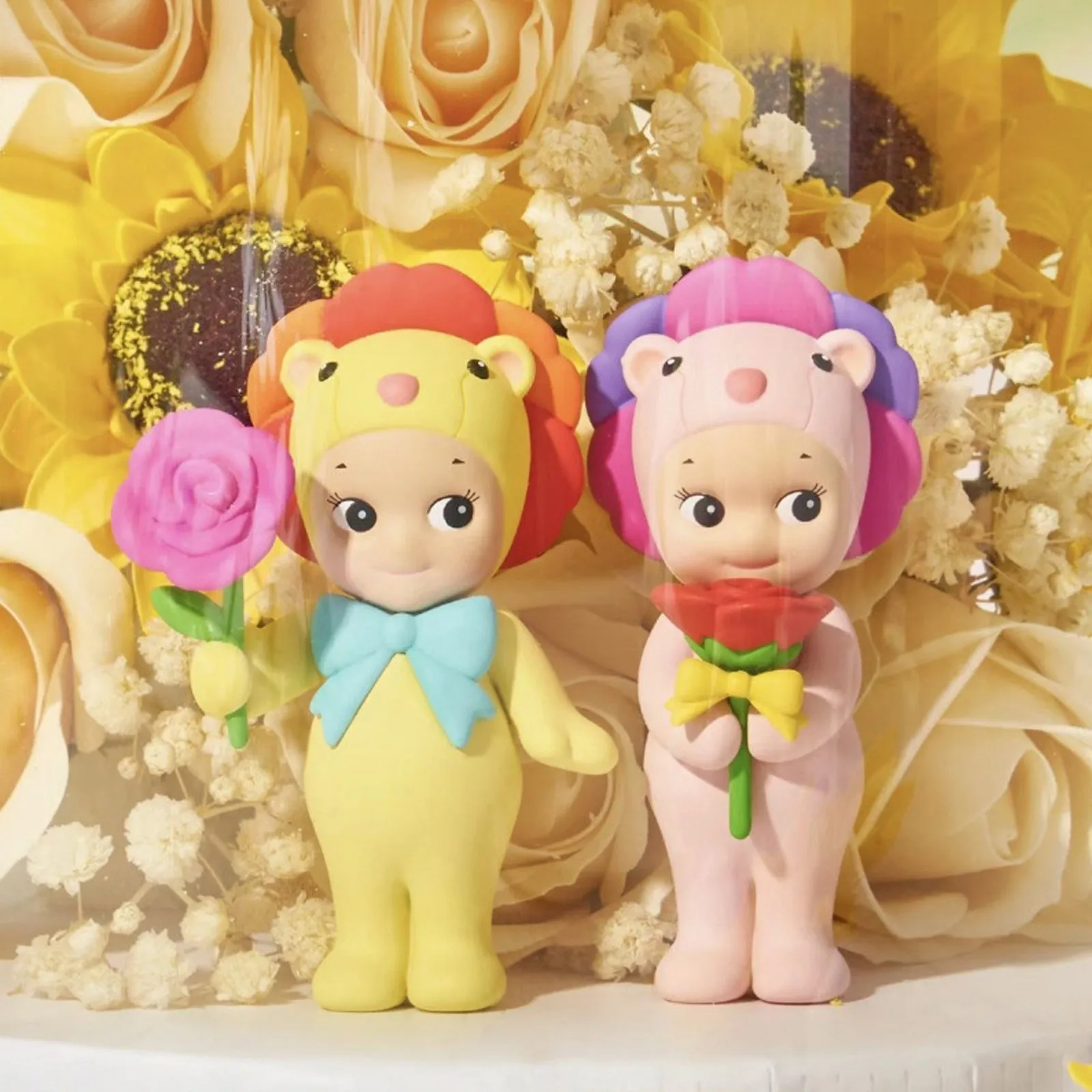 استكشف العوالم الغامضة للعجائب المجنحة مع تماثيل ملاك مثيرة للاهتمام في الصناديق العمياء المفاجئة المثالية لهواة الجمع