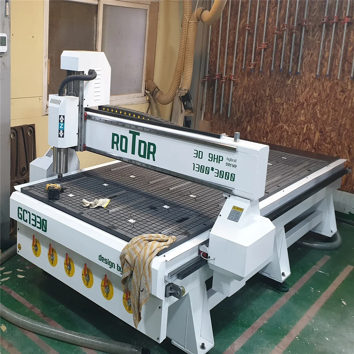 1325 big size router cnc 4 axis milling machine 3d cnc engraving machine price T-slot work ing table cnc router