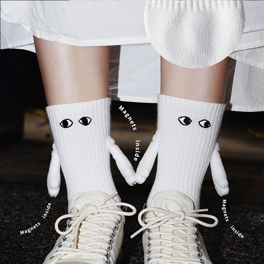 Funny Couples Holding Hands Sock Women Magnet Stereoscopic Doll Unisex Kawaii Cute Expression White Black Hold Hands Ankle Socks