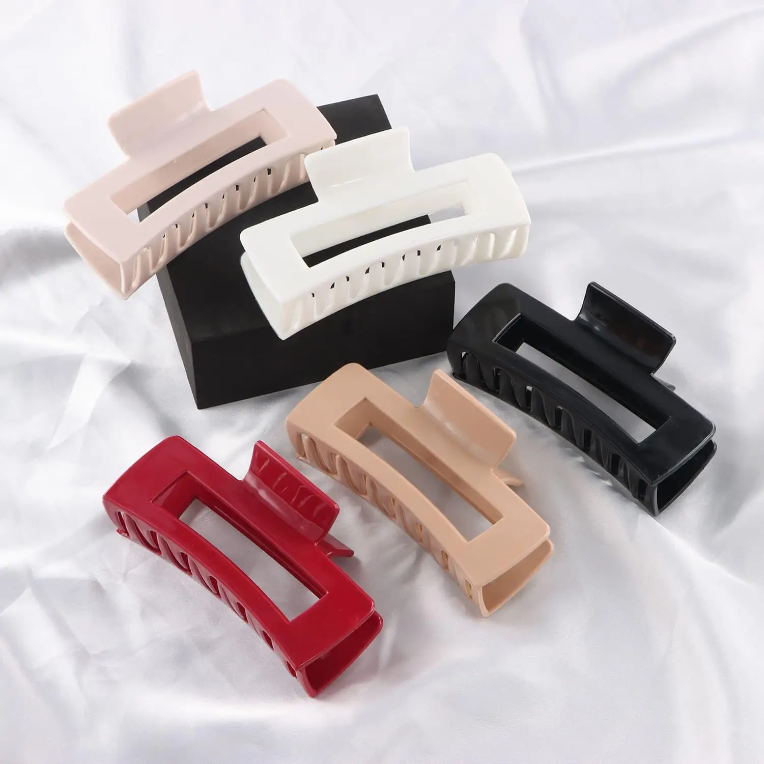 

Simple Style Solid Color Hollow Shark Claw Back Head Hair Clip Large Hair Claw Hair Accessory