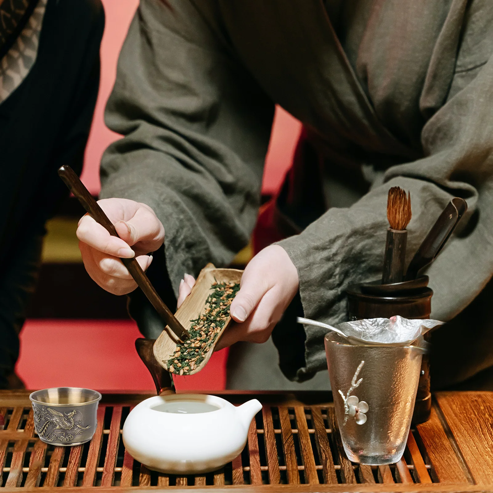 

Chinese Bronze Tea Cup Dragon Engraving Small Size Retro Teaware for Personal Use Kung Fu Tea Set Water Cup