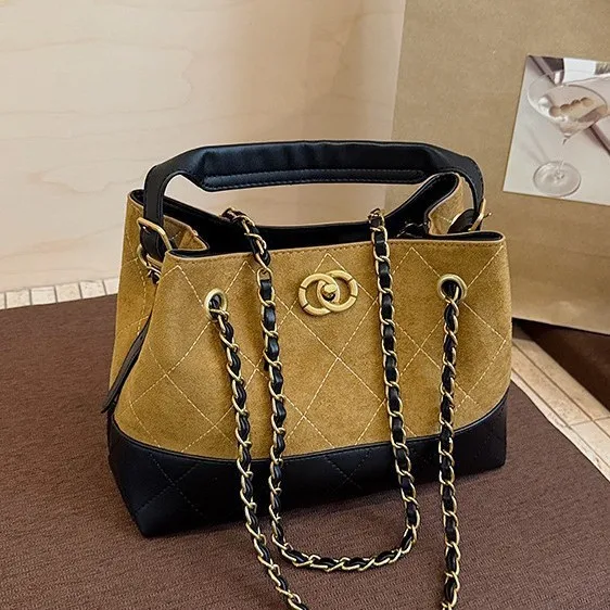 

Новинка 2023 года, женская стеганая сумка-тоут на цепочке, кошелек через плечо с регулируемым ремешком, универсальная сумка через плечо для повседневного и повседневного использования