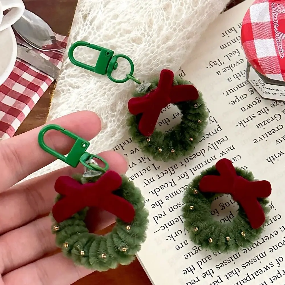Creative Cartoon Christmas Pendant Bow Red Mini Wreath Keychain Soft Green Christmas Brooch Unisex