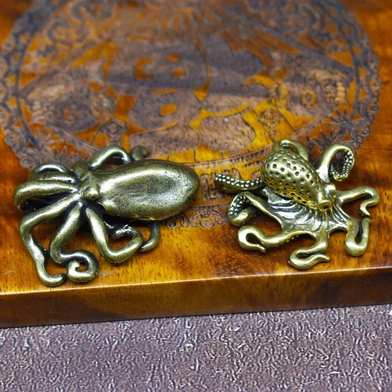 Pure brass octopus pet a creative exquisite piece for tea ceremonies and office decor symbolizing wealth from all dire