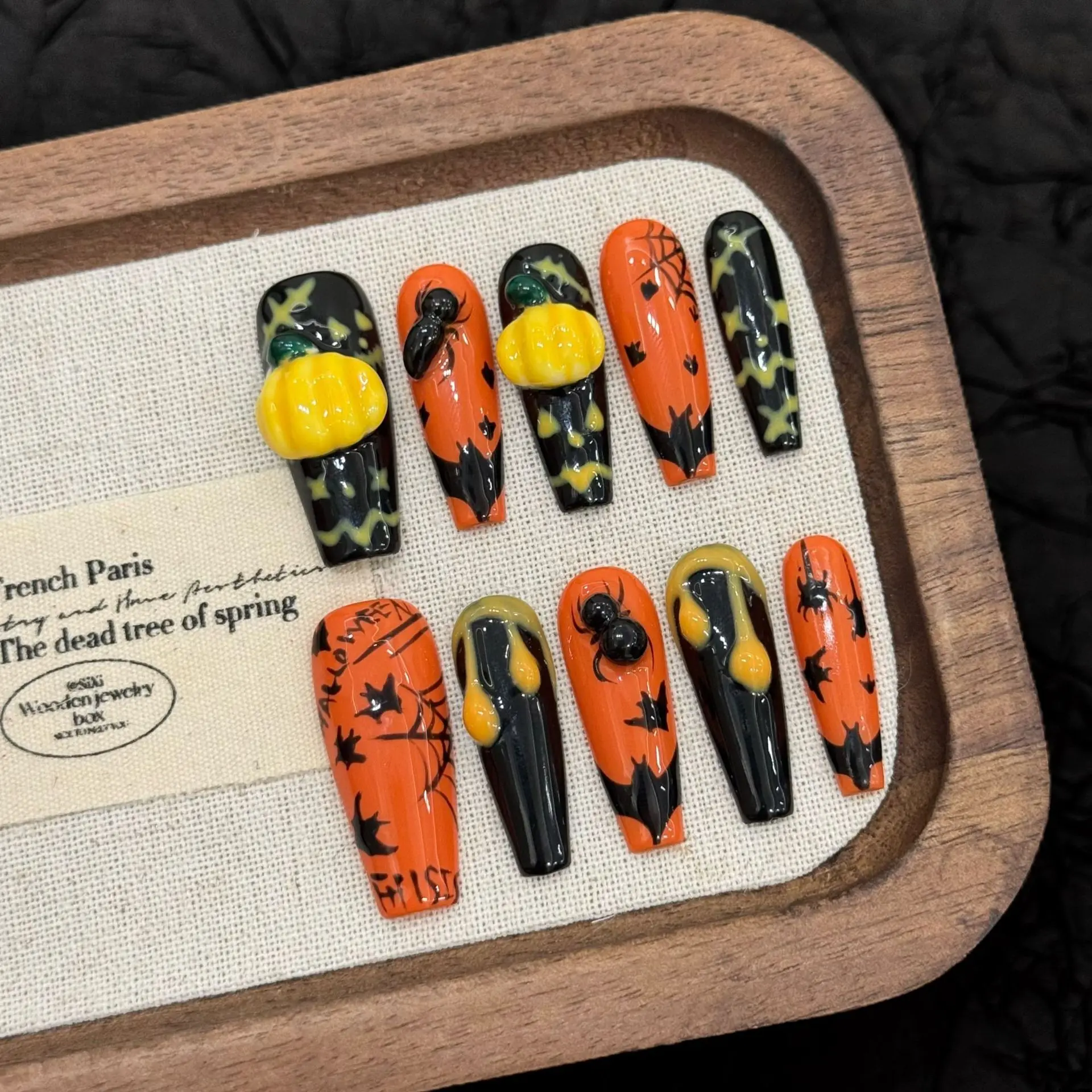 

10pcs Creative Halloween Handmade False Nails Black Orange Long Coffin Fake Nails Horror Spider Bat Pumpkin Designs False Nail