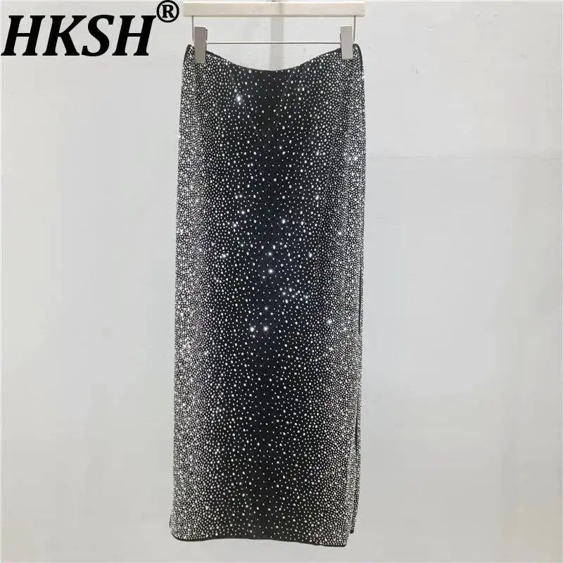 

HKSH Women Skirt Elegant Fashion Diamonds Slit Slim Fit Dark Style High Street Chic Casual Long Skirts New Spring Summer HK24412