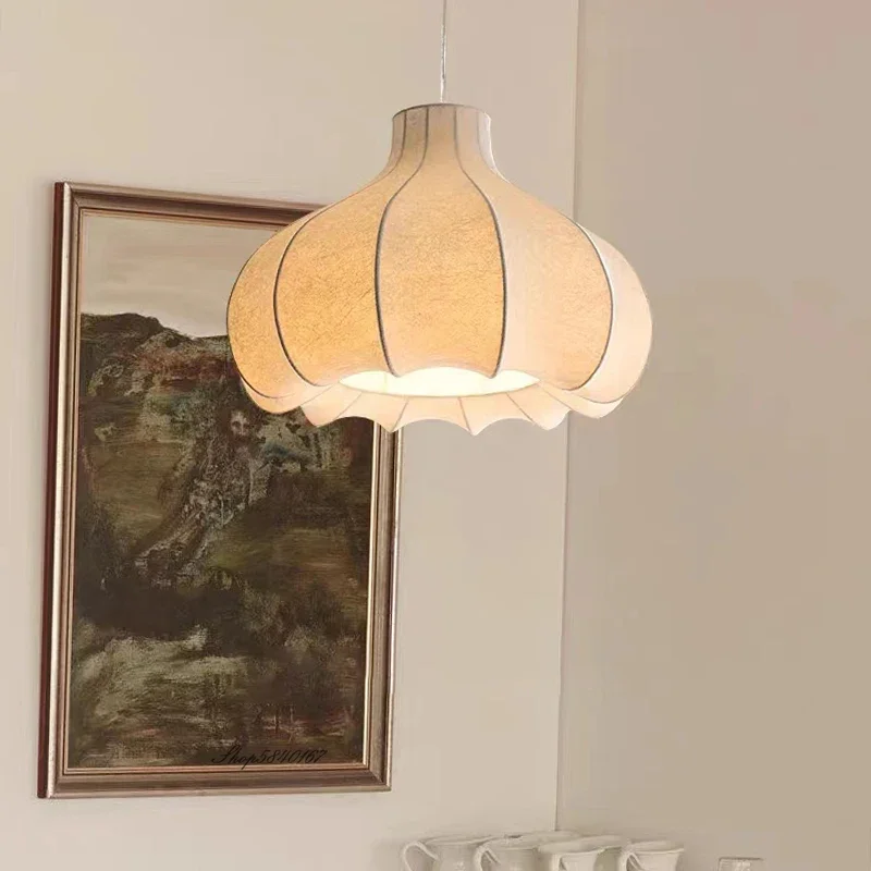 Imagem -04 - Lâmpada de Seda Estilo Creme Vintage Designer Nórdico Luz Pendente para Sala de Jantar Quarto Decoração de Estudo Luminária Wabi Sabi Lâmpadas