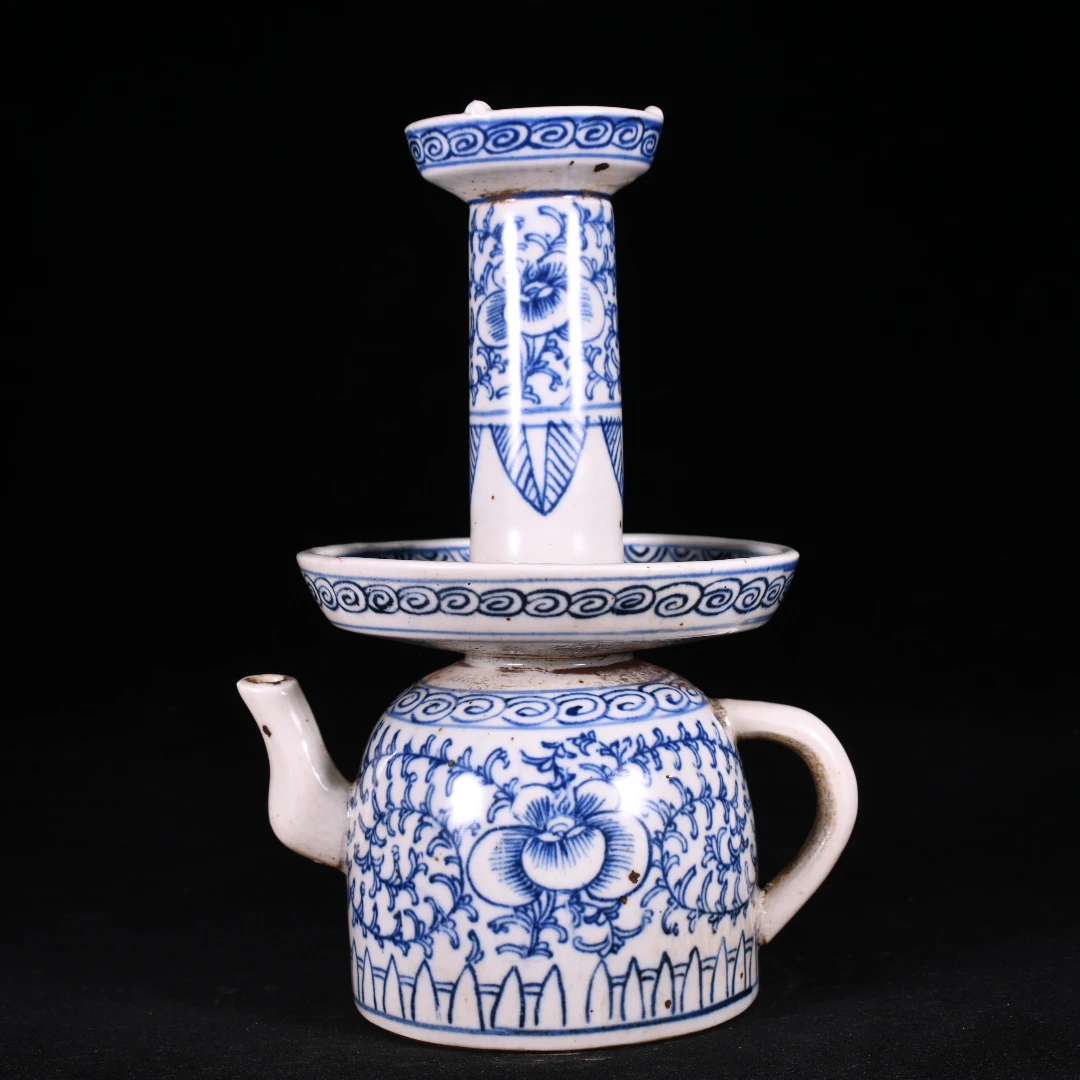 

China porcelain Qing Daoguang blue-and-white flower-patterned lampstand home decoration ornaments