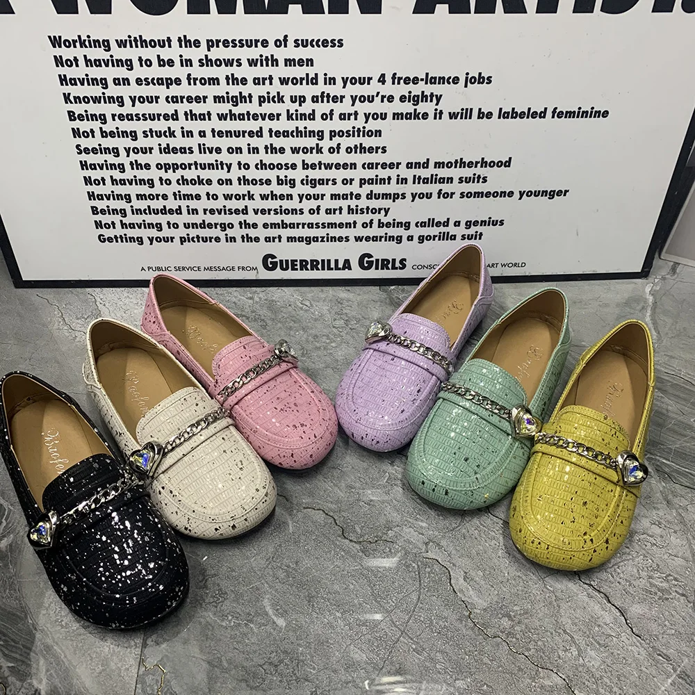 Fashion Desugner Women Shoes Plus Size Female Flat Shoes Antislip Casual Women Loafers Rhinestone Slip On Shoes 2024 New Style